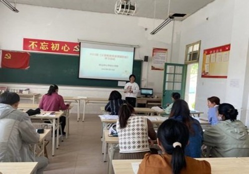 《黄山奇松》的优秀教案（优秀30篇） 白