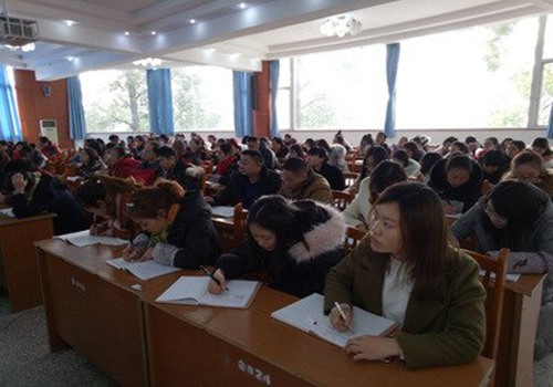 智慧的成语故事精彩18篇 白话文_语文作文_作文素材