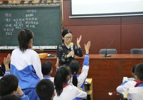 初三作文《因为有你》600字18篇 白话文_语文作文_初中生作文_初三作文