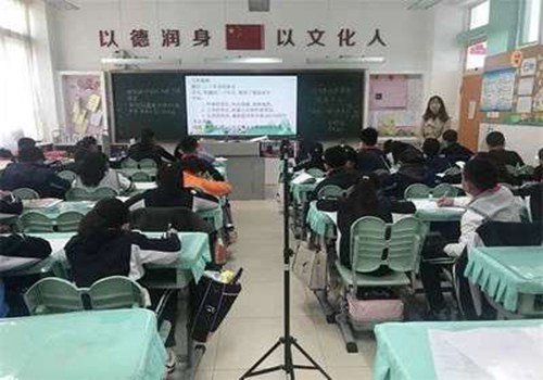 与马的成语故事精彩9篇 白话文_语文作文_作文素材