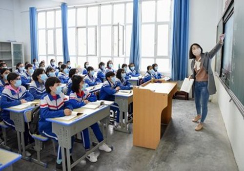 高二英语作文优秀21篇 白话文_英语作文_高中生英语作文_高二英语作文