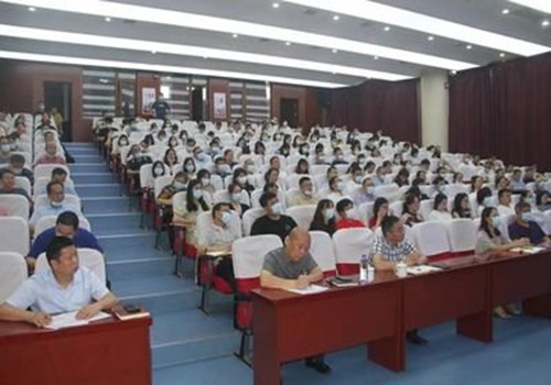 标准版离婚协议书范本2025（最新18篇） 白话文_法律文档_协议大全_离婚协议书