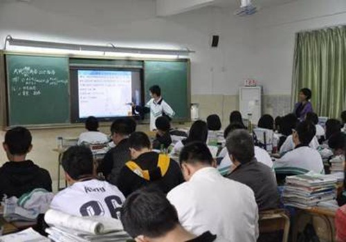 喜迎新春对联经典2篇 白话文_实用范文_范文大全