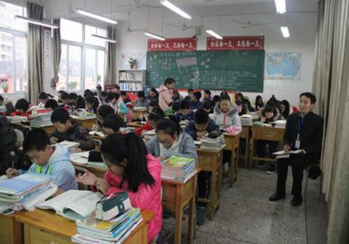 闹元宵作文800字【优秀12篇】 白话文_语文作文_节日作文_元宵节作文